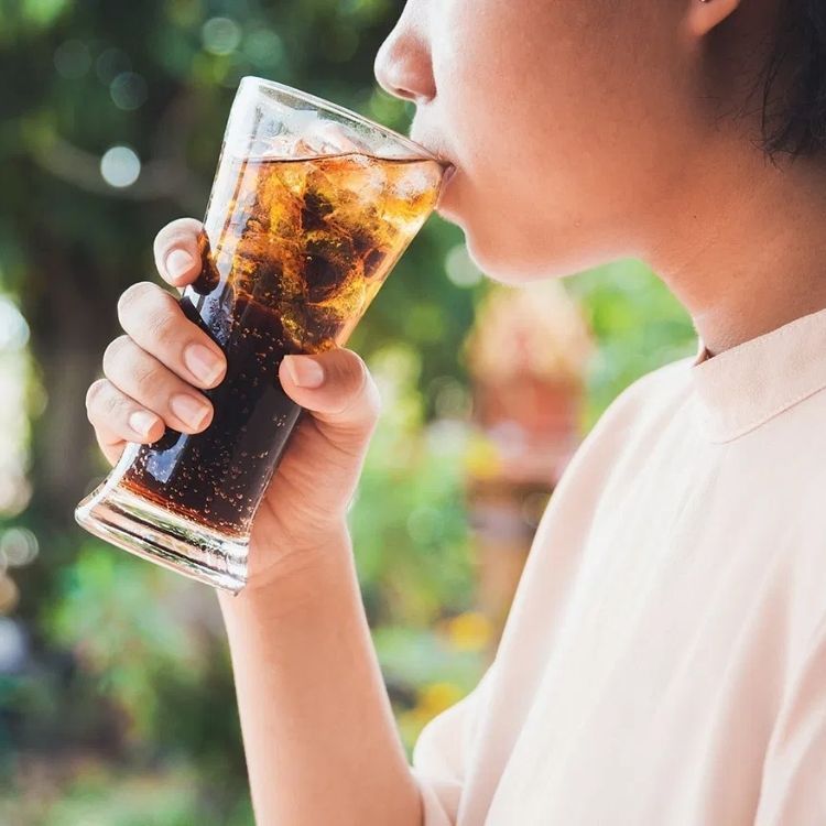 Напиток на ночь. Carbonated Drinks.